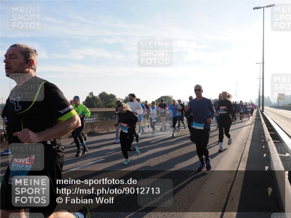 03.10.2025 - Köhlbrandbrückenlauf Fabian Wolf http://msf.ph/oto/9012713 03.10.2025 09:23:27 Position 3 2392 meine-sportfotos.de