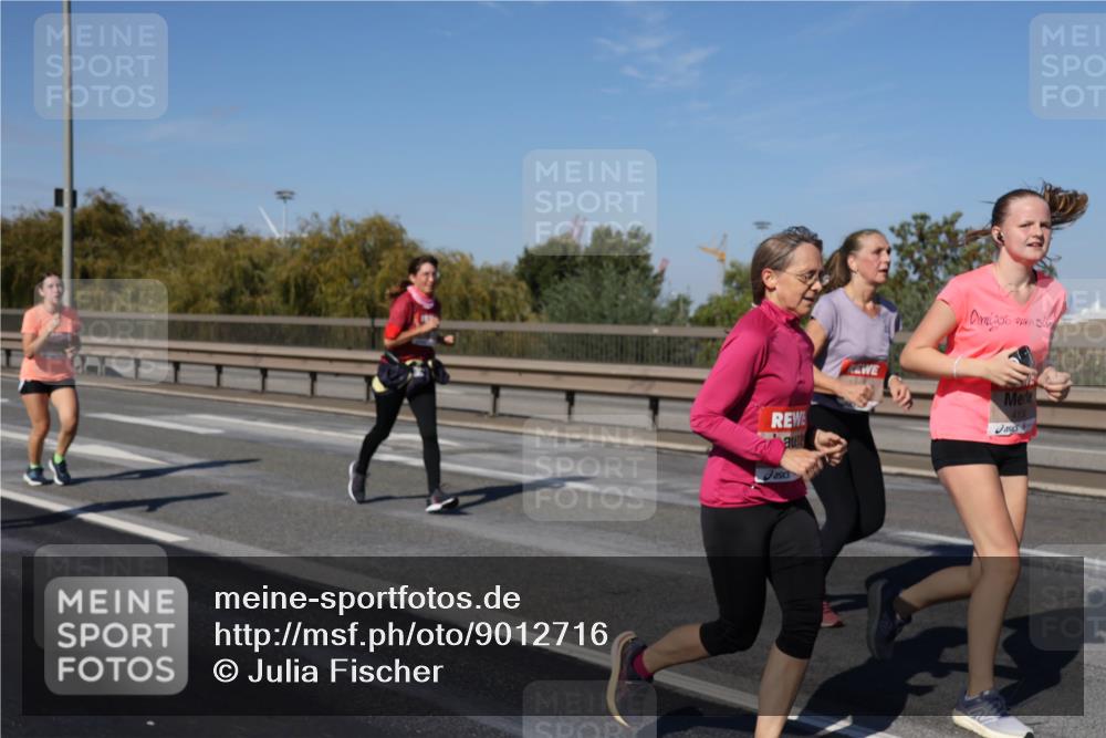 03.10.2025 - Köhlbrandbrückenlauf Julia Fischer http://msf.ph/oto/9012716 03.10.2025 13:03:58 Position 3 413 meine-sportfotos.de