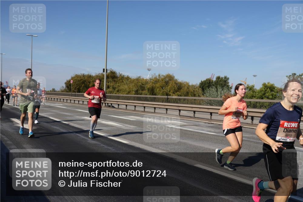 03.10.2025 - Köhlbrandbrückenlauf Julia Fischer http://msf.ph/oto/9012724 03.10.2025 13:04:00 Position 3 4915 meine-sportfotos.de