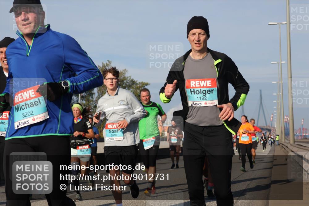 03.10.2025 - Köhlbrandbrückenlauf Luisa Fischer http://msf.ph/oto/9012731 03.10.2025 10:55:55 Position 3 37, 3202, 14, 1093, 2040, 2711, 1192 meine-sportfotos.de