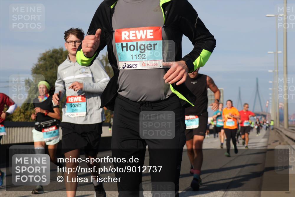 03.10.2025 - Köhlbrandbrückenlauf Luisa Fischer http://msf.ph/oto/9012737 03.10.2025 10:55:55 Position 3 2040, 1192 meine-sportfotos.de