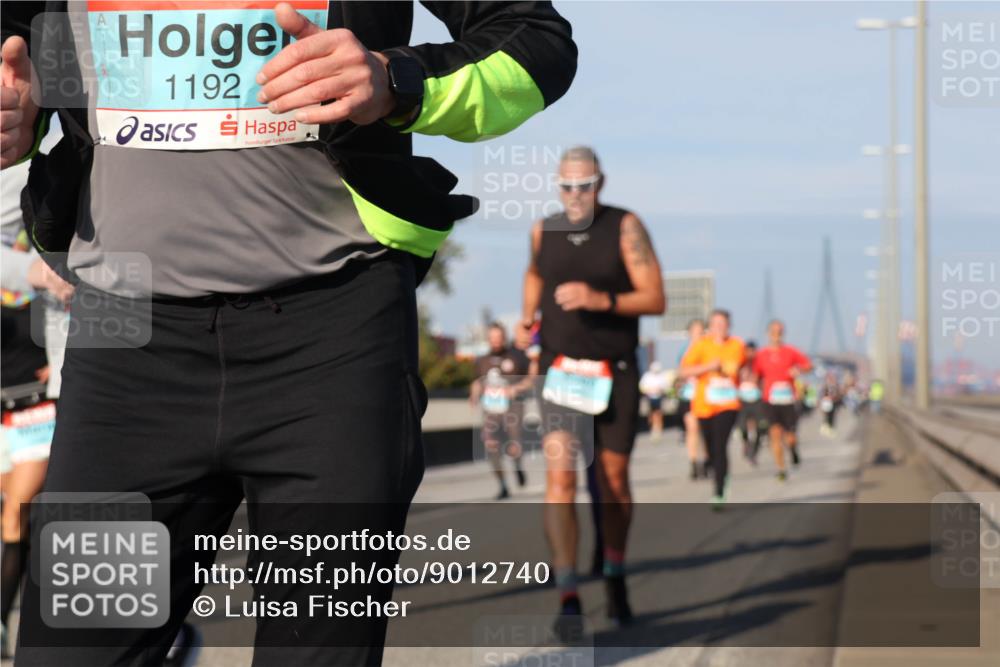 03.10.2025 - Köhlbrandbrückenlauf Luisa Fischer http://msf.ph/oto/9012740 03.10.2025 10:55:56 Position 3 1192 meine-sportfotos.de