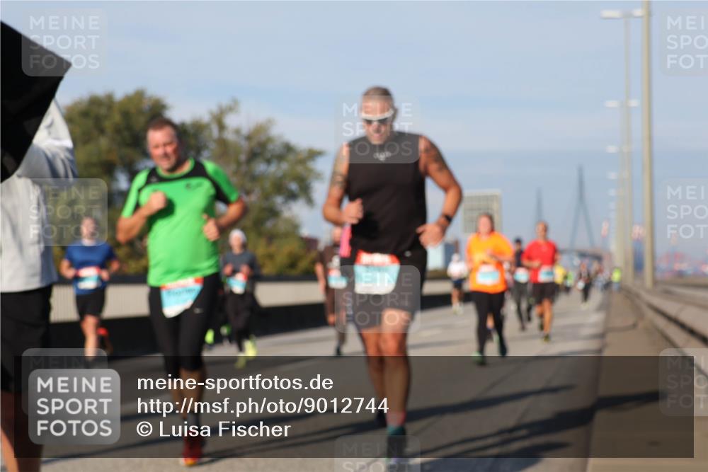 03.10.2025 - Köhlbrandbrückenlauf Luisa Fischer http://msf.ph/oto/9012744 03.10.2025 10:55:56 Position 3  meine-sportfotos.de