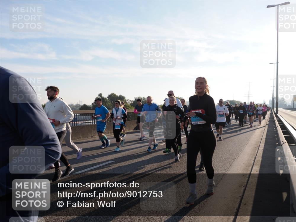 03.10.2025 - Köhlbrandbrückenlauf Fabian Wolf http://msf.ph/oto/9012753 03.10.2025 09:23:28 Position 3 2270 meine-sportfotos.de