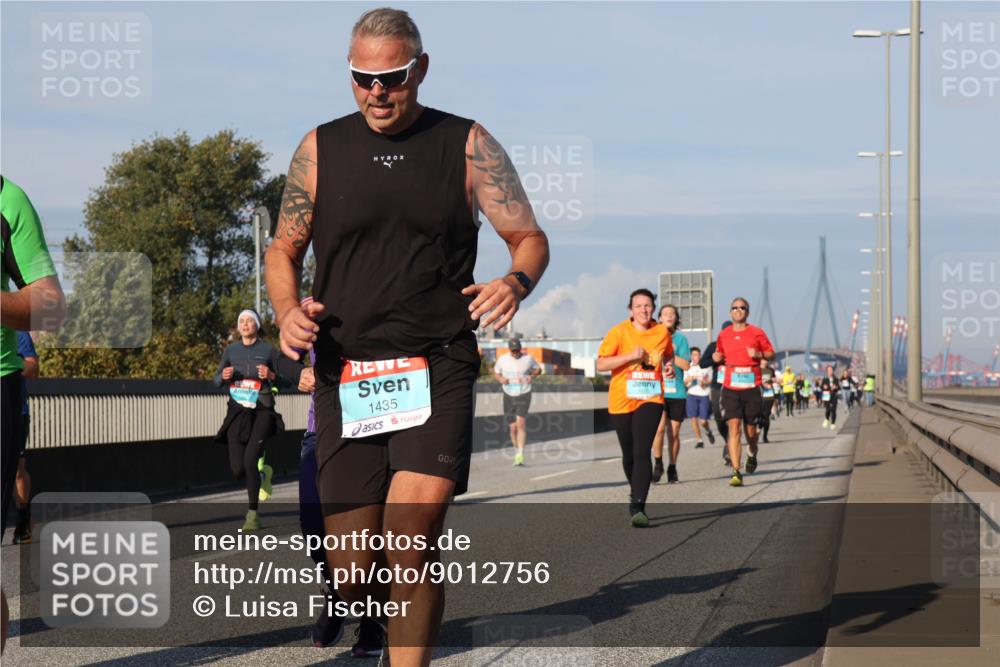 03.10.2025 - Köhlbrandbrückenlauf Luisa Fischer http://msf.ph/oto/9012756 03.10.2025 10:55:57 Position 3 1435 meine-sportfotos.de