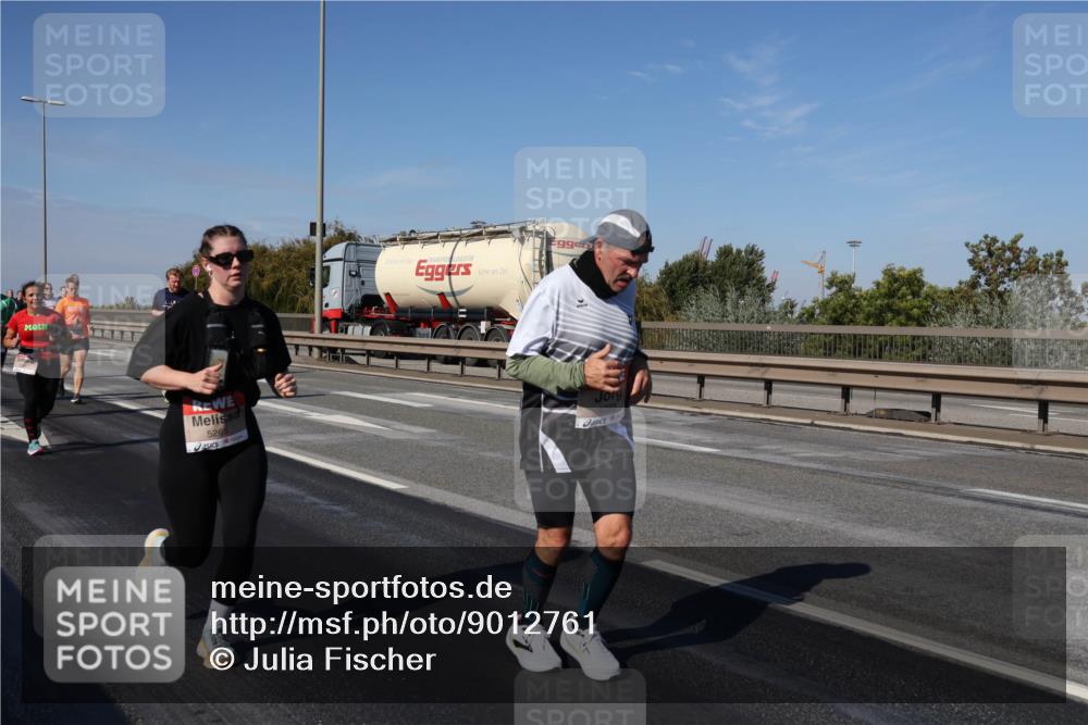 03.10.2025 - Köhlbrandbrückenlauf Julia Fischer http://msf.ph/oto/9012761 03.10.2025 13:04:04 Position 3 5265, 994 meine-sportfotos.de