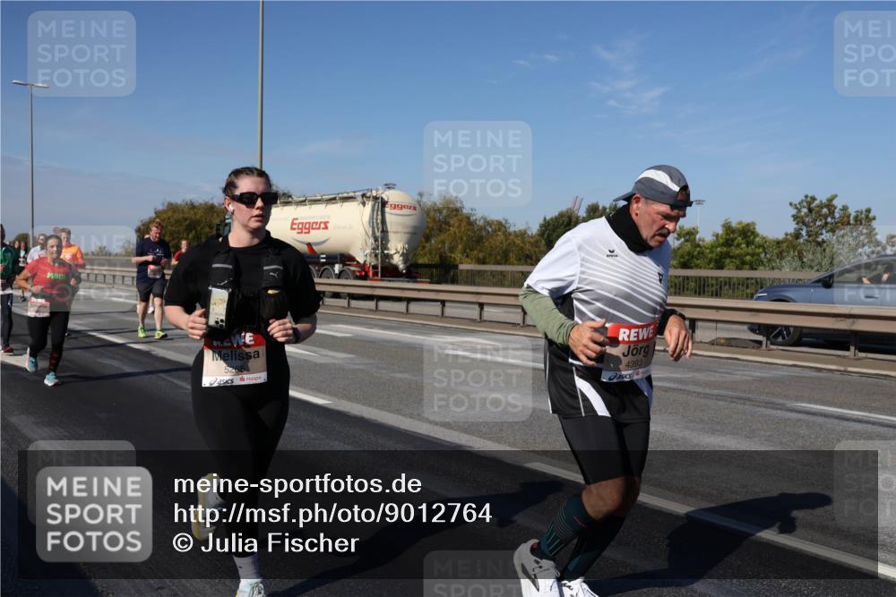 03.10.2025 - Köhlbrandbrückenlauf Julia Fischer http://msf.ph/oto/9012764 03.10.2025 13:04:05 Position 3 5265, 4393 meine-sportfotos.de