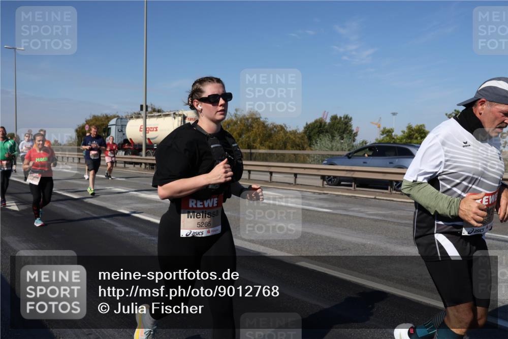 03.10.2025 - Köhlbrandbrückenlauf Julia Fischer http://msf.ph/oto/9012768 03.10.2025 13:04:05 Position 3 5265 meine-sportfotos.de