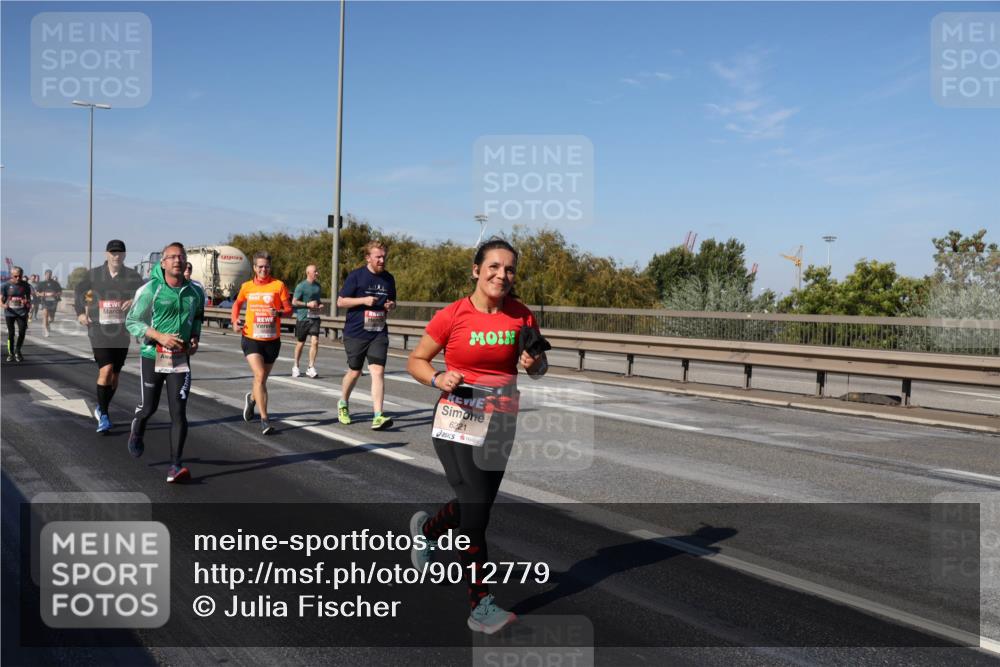 03.10.2025 - Köhlbrandbrückenlauf Julia Fischer http://msf.ph/oto/9012779 03.10.2025 13:04:07 Position 3 6221 meine-sportfotos.de