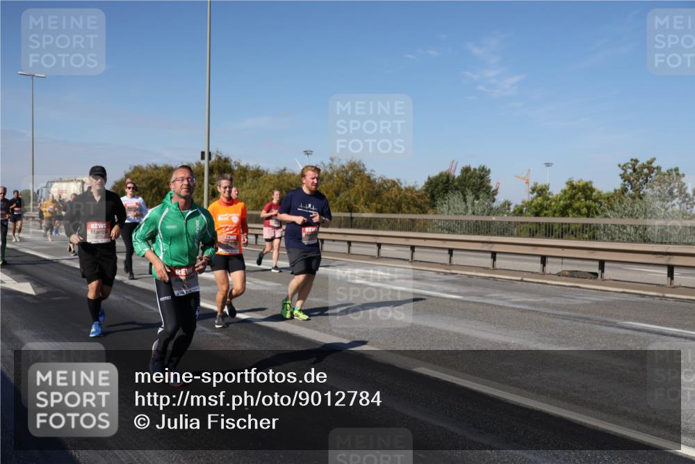 03.10.2025 - Köhlbrandbrückenlauf Julia Fischer http://msf.ph/oto/9012784 03.10.2025 13:04:08 Position 3  meine-sportfotos.de