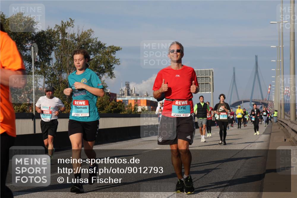 03.10.2025 - Köhlbrandbrückenlauf Luisa Fischer http://msf.ph/oto/9012793 03.10.2025 10:56:01 Position 3 3200, 3201, 1341 meine-sportfotos.de