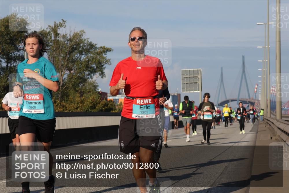 03.10.2025 - Köhlbrandbrückenlauf Luisa Fischer http://msf.ph/oto/9012800 03.10.2025 10:56:01 Position 3 1341, 3200, 3201 meine-sportfotos.de