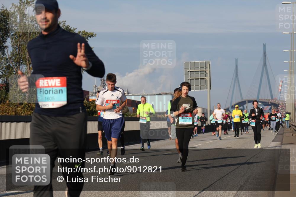 03.10.2025 - Köhlbrandbrückenlauf Luisa Fischer http://msf.ph/oto/9012821 03.10.2025 10:56:03 Position 3 1605, 2471 meine-sportfotos.de