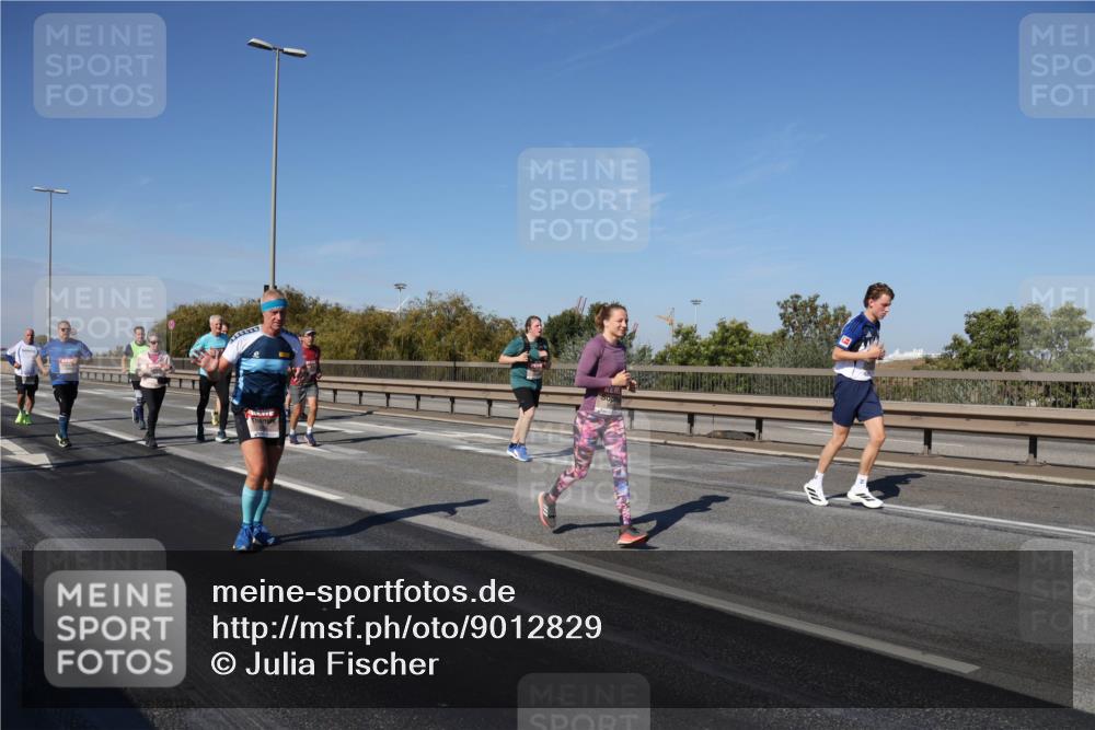 03.10.2025 - Köhlbrandbrückenlauf Julia Fischer http://msf.ph/oto/9012829 03.10.2025 13:04:17 Position 3  meine-sportfotos.de