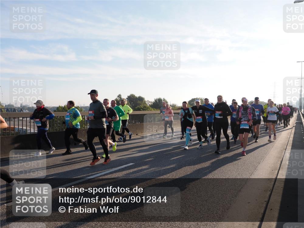 03.10.2025 - Köhlbrandbrückenlauf Fabian Wolf http://msf.ph/oto/9012844 03.10.2025 09:23:32 Position 3  meine-sportfotos.de