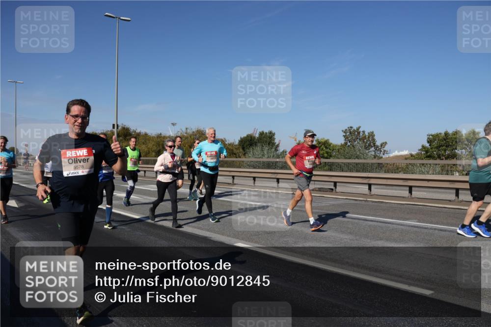 03.10.2025 - Köhlbrandbrückenlauf Julia Fischer http://msf.ph/oto/9012845 03.10.2025 13:04:20 Position 3 5578 meine-sportfotos.de