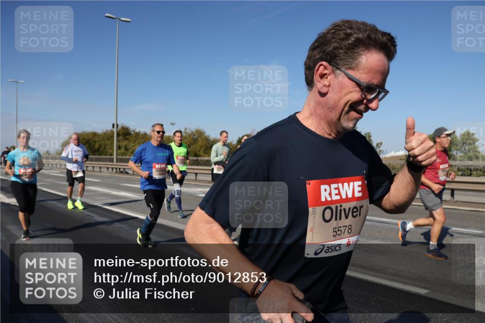 03.10.2025 - Köhlbrandbrückenlauf Julia Fischer http://msf.ph/oto/9012853 03.10.2025 13:04:21 Position 3 5578 meine-sportfotos.de