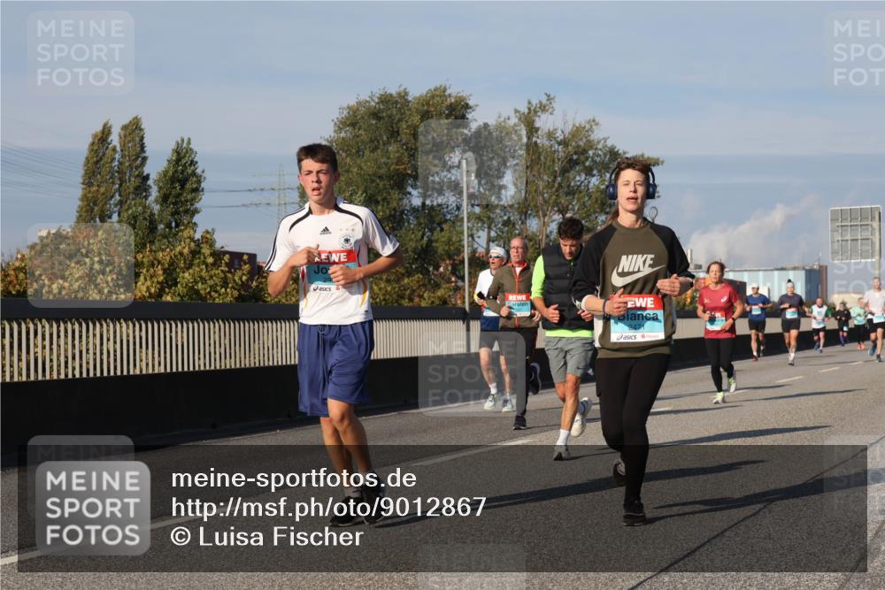 03.10.2025 - Köhlbrandbrückenlauf Luisa Fischer http://msf.ph/oto/9012867 03.10.2025 10:56:07 Position 3 2471 meine-sportfotos.de
