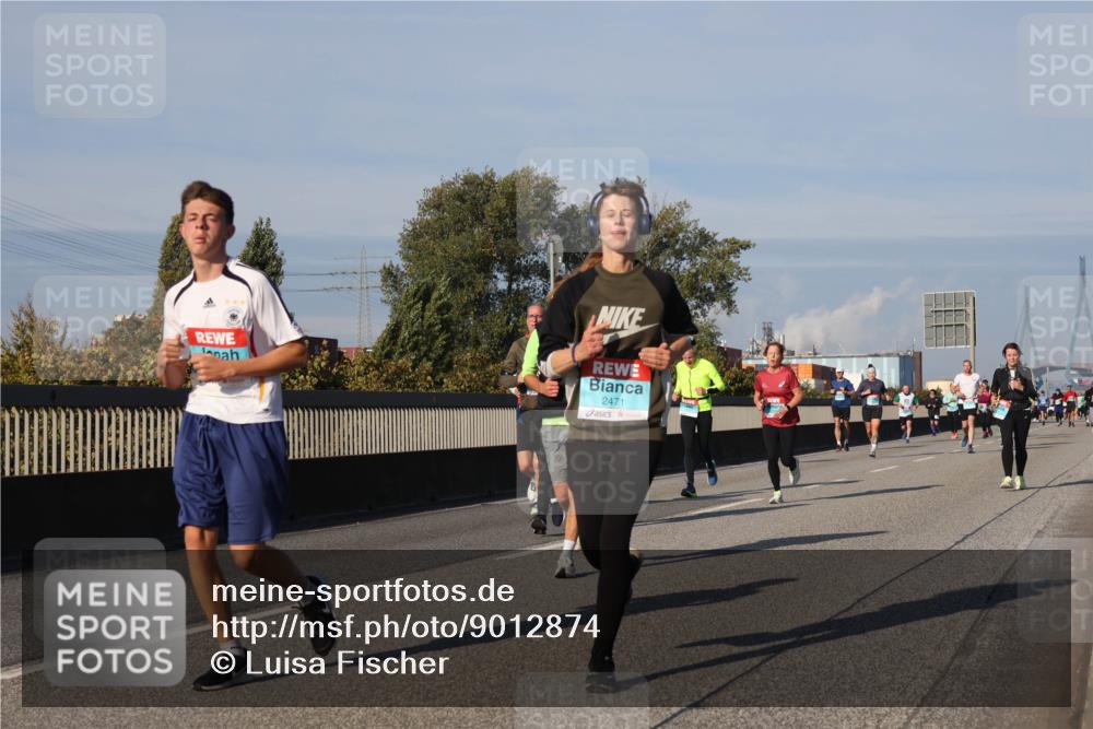 03.10.2025 - Köhlbrandbrückenlauf Luisa Fischer http://msf.ph/oto/9012874 03.10.2025 10:56:08 Position 3 2471 meine-sportfotos.de