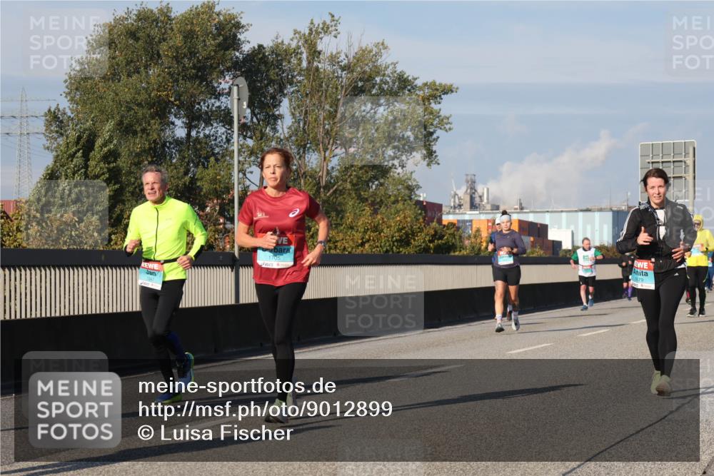 03.10.2025 - Köhlbrandbrückenlauf Luisa Fischer http://msf.ph/oto/9012899 03.10.2025 10:56:10 Position 3 1347, 1705, 1679 meine-sportfotos.de