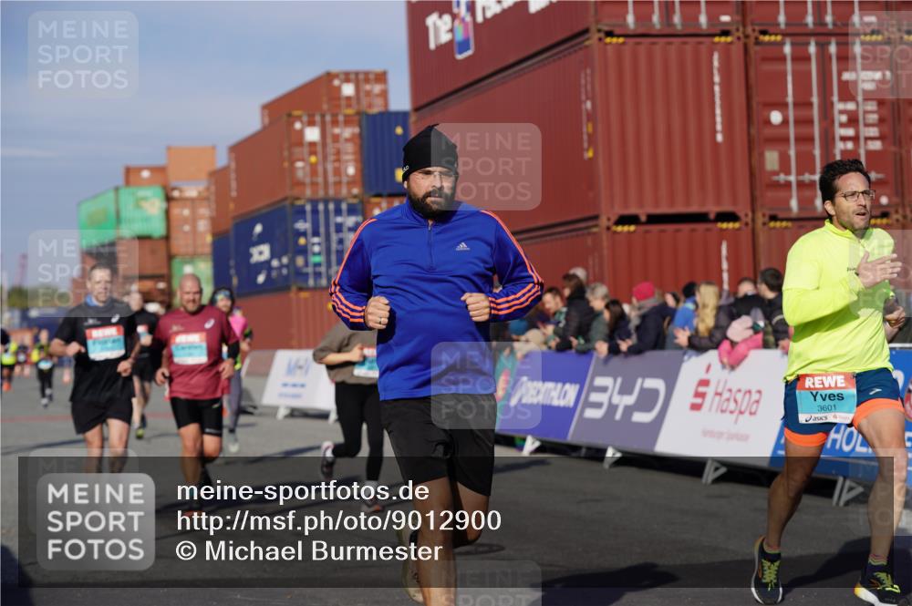 03.10.2025 - Köhlbrandbrückenlauf Michael Burmester http://msf.ph/oto/9012900 03.10.2025 10:13:17 Ziel 1181, 1191, 1227, 1260, 1611, 1621, 2209, 2687, 3186, 3473, 3601 meine-sportfotos.de
