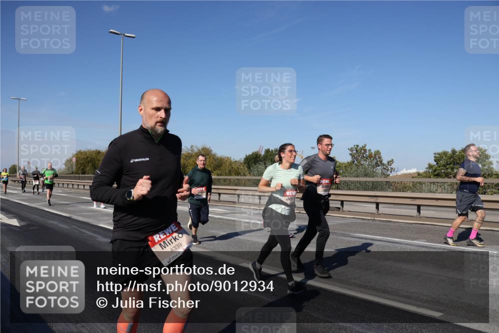 03.10.2025 - Köhlbrandbrückenlauf Julia Fischer http://msf.ph/oto/9012934 03.10.2025 13:04:33 Position 3 4339 meine-sportfotos.de