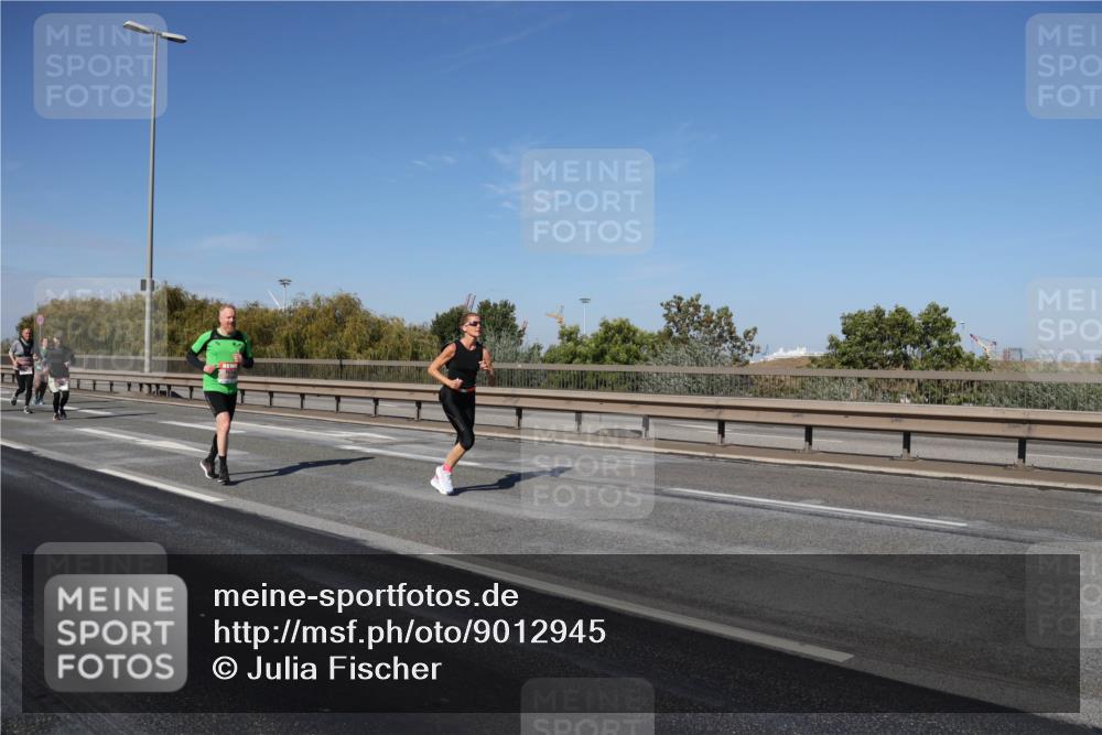 03.10.2025 - Köhlbrandbrückenlauf Julia Fischer http://msf.ph/oto/9012945 03.10.2025 13:04:36 Position 3  meine-sportfotos.de