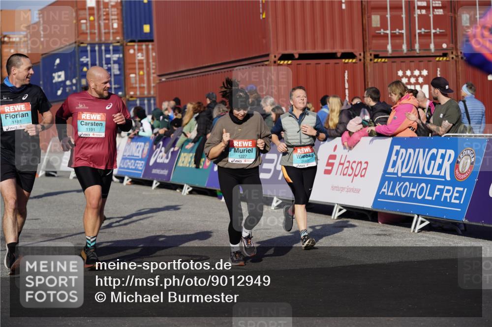 03.10.2025 - Köhlbrandbrückenlauf Michael Burmester http://msf.ph/oto/9012949 03.10.2025 10:13:18 Ziel 1181, 1191, 1227, 1260, 1611, 1621, 2209, 2687, 3186, 3473, 3601 meine-sportfotos.de