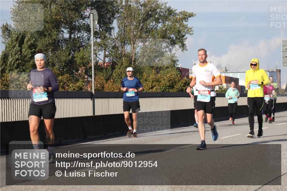 03.10.2025 - Köhlbrandbrückenlauf Luisa Fischer http://msf.ph/oto/9012954 03.10.2025 10:56:15 Position 3 1801, 3345 meine-sportfotos.de