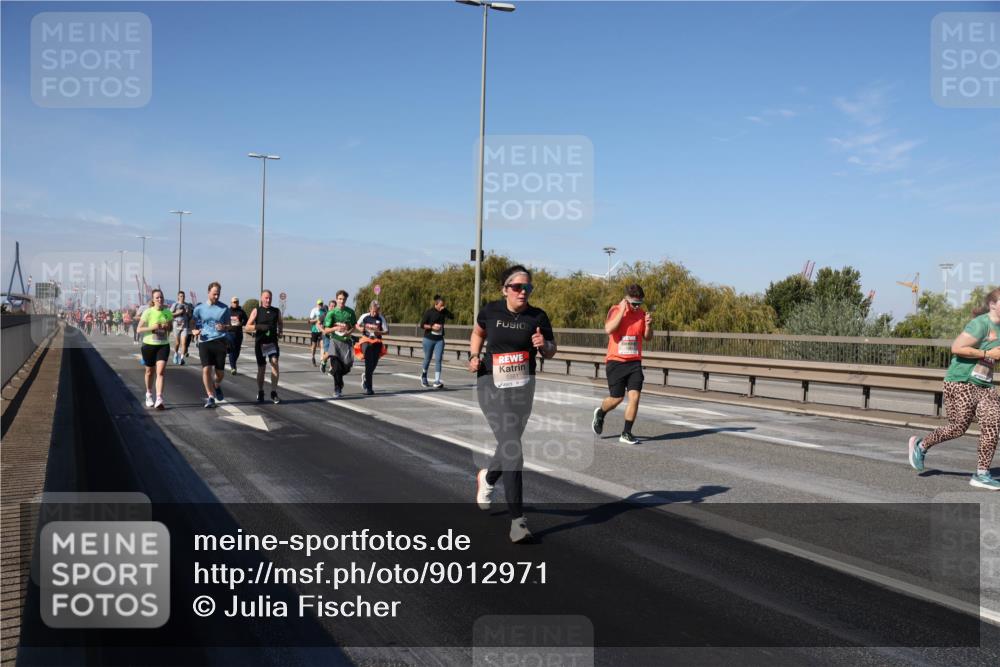 03.10.2025 - Köhlbrandbrückenlauf Julia Fischer http://msf.ph/oto/9012971 03.10.2025 13:04:44 Position 3 5981 meine-sportfotos.de
