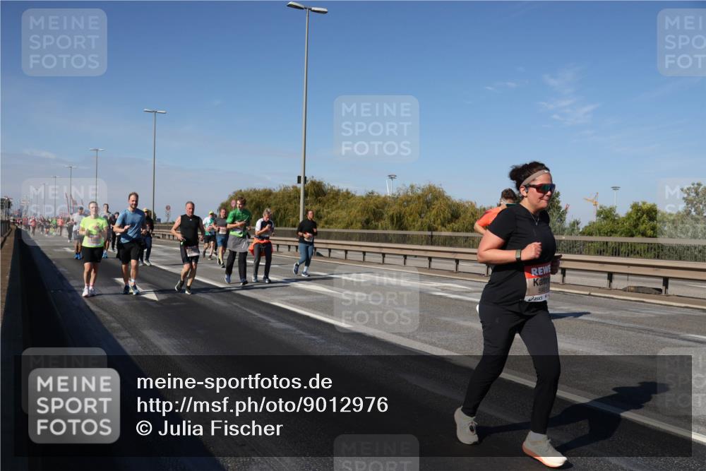 03.10.2025 - Köhlbrandbrückenlauf Julia Fischer http://msf.ph/oto/9012976 03.10.2025 13:04:45 Position 3  meine-sportfotos.de