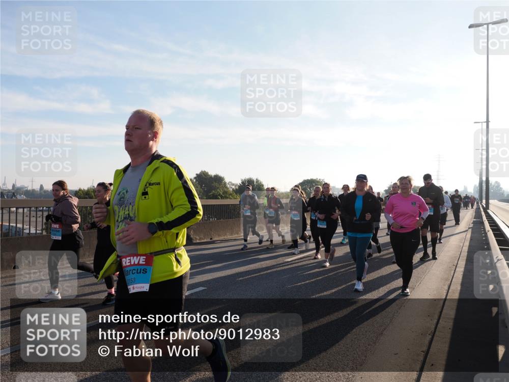 03.10.2025 - Köhlbrandbrückenlauf Fabian Wolf http://msf.ph/oto/9012983 03.10.2025 09:23:38 Position 3 2153 meine-sportfotos.de