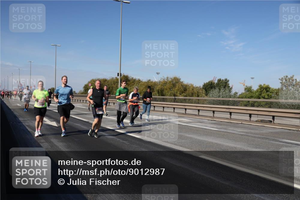 03.10.2025 - Köhlbrandbrückenlauf Julia Fischer http://msf.ph/oto/9012987 03.10.2025 13:04:46 Position 3  meine-sportfotos.de