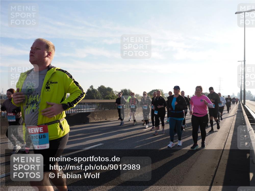 03.10.2025 - Köhlbrandbrückenlauf Fabian Wolf http://msf.ph/oto/9012989 03.10.2025 09:23:38 Position 3 2153 meine-sportfotos.de