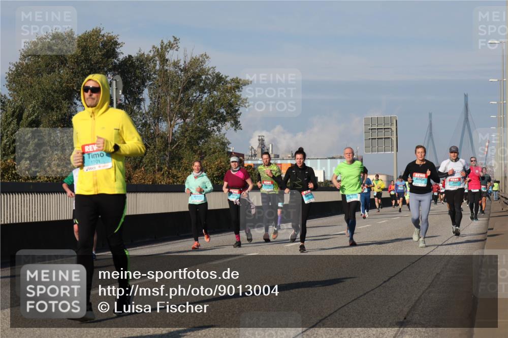 03.10.2025 - Köhlbrandbrückenlauf Luisa Fischer http://msf.ph/oto/9013004 03.10.2025 10:56:20 Position 3 1701 meine-sportfotos.de