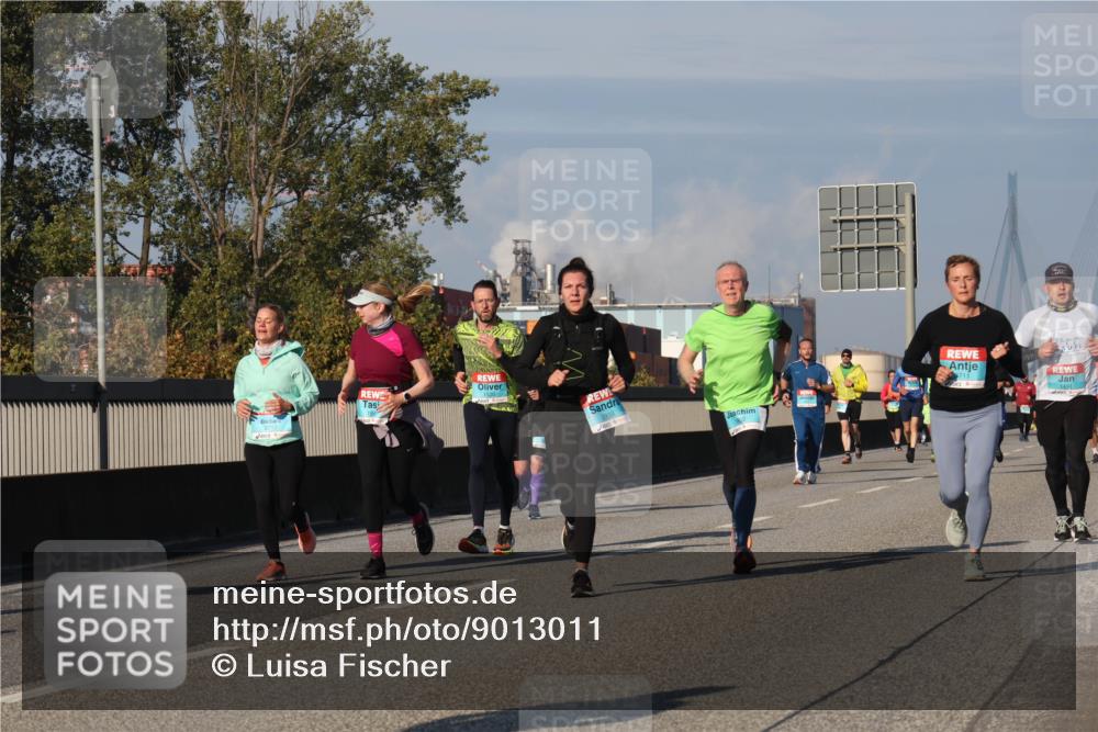 03.10.2025 - Köhlbrandbrückenlauf Luisa Fischer http://msf.ph/oto/9013011 03.10.2025 10:56:21 Position 3 711, 1491 meine-sportfotos.de