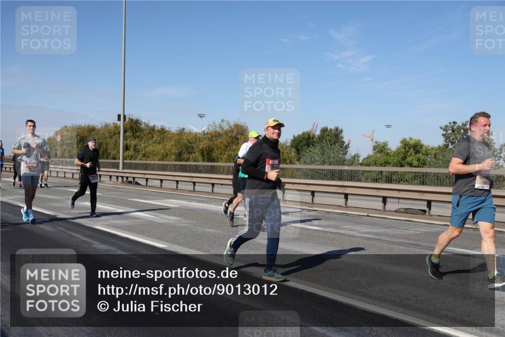 03.10.2025 - Köhlbrandbrückenlauf Julia Fischer http://msf.ph/oto/9013012 03.10.2025 13:04:51 Position 3  meine-sportfotos.de