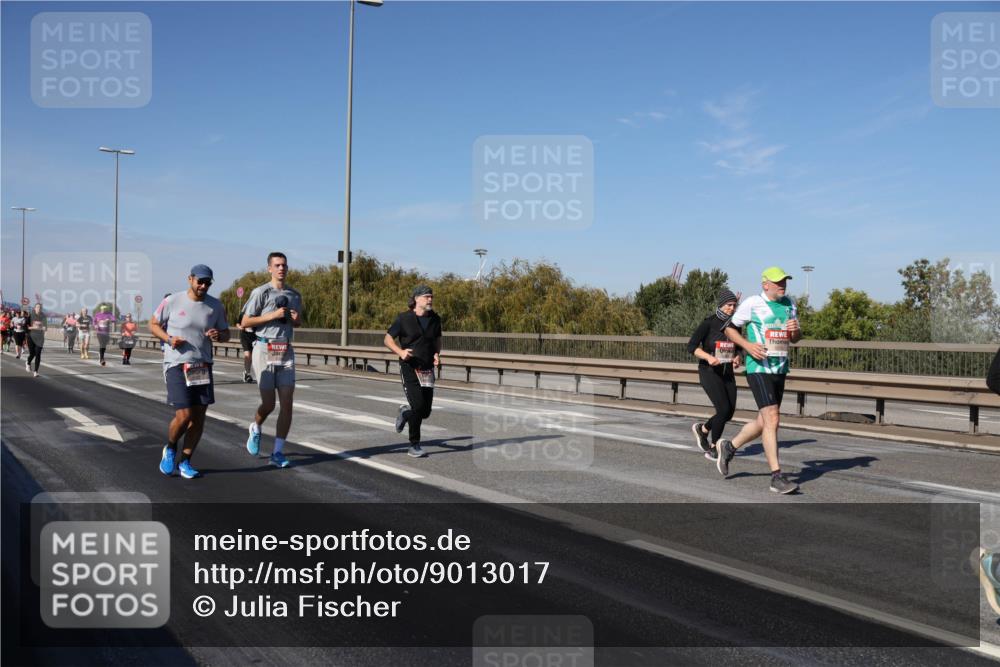 03.10.2025 - Köhlbrandbrückenlauf Julia Fischer http://msf.ph/oto/9013017 03.10.2025 13:04:52 Position 3  meine-sportfotos.de