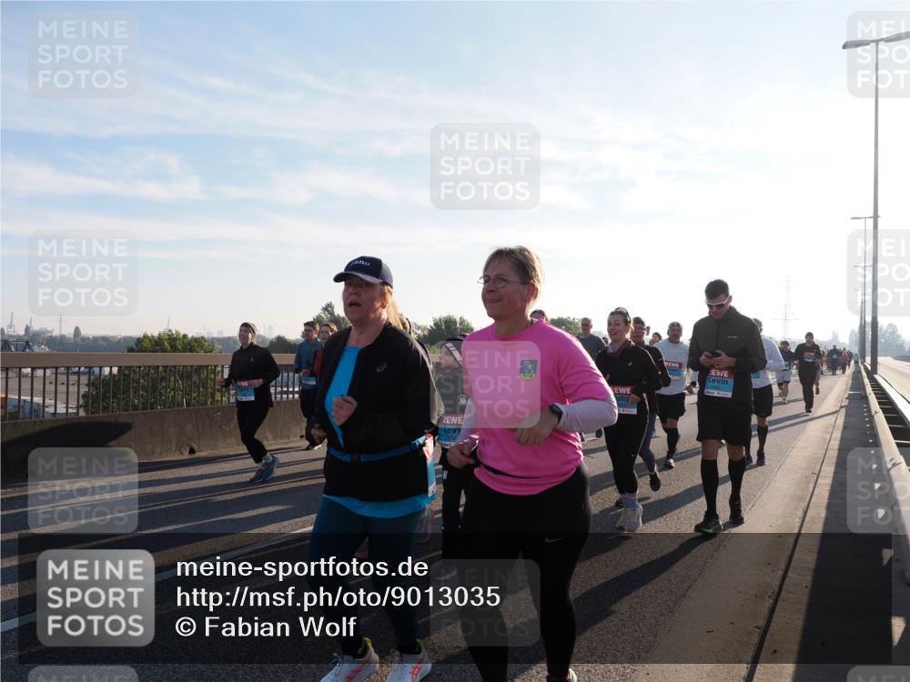 03.10.2025 - Köhlbrandbrückenlauf Fabian Wolf http://msf.ph/oto/9013035 03.10.2025 09:23:39 Position 3  meine-sportfotos.de