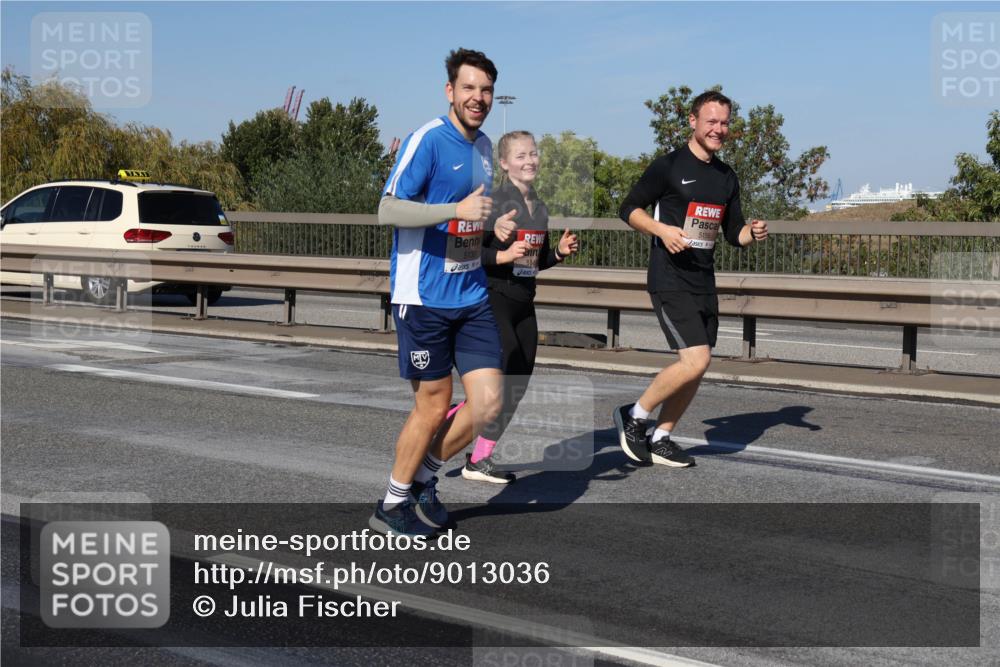 03.10.2025 - Köhlbrandbrückenlauf Julia Fischer http://msf.ph/oto/9013036 03.10.2025 13:04:59 Position 3 5156, 5130, 5149 meine-sportfotos.de
