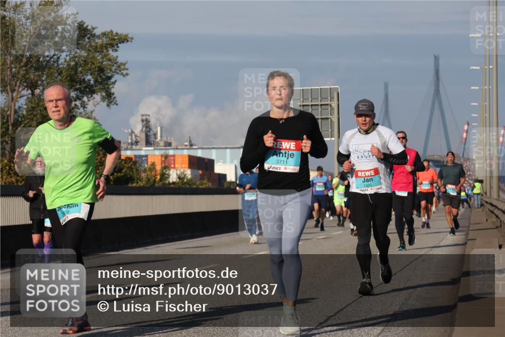03.10.2025 - Köhlbrandbrückenlauf Luisa Fischer http://msf.ph/oto/9013037 03.10.2025 10:56:23 Position 3 02, 280, 3711, 1491 meine-sportfotos.de