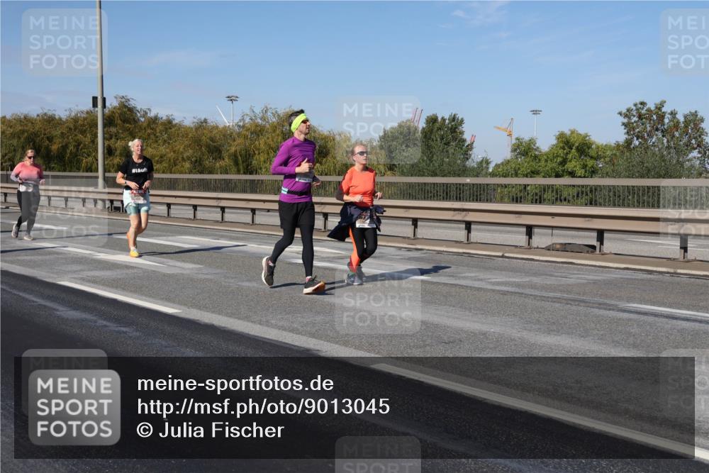 03.10.2025 - Köhlbrandbrückenlauf Julia Fischer http://msf.ph/oto/9013045 03.10.2025 13:05:01 Position 3  meine-sportfotos.de