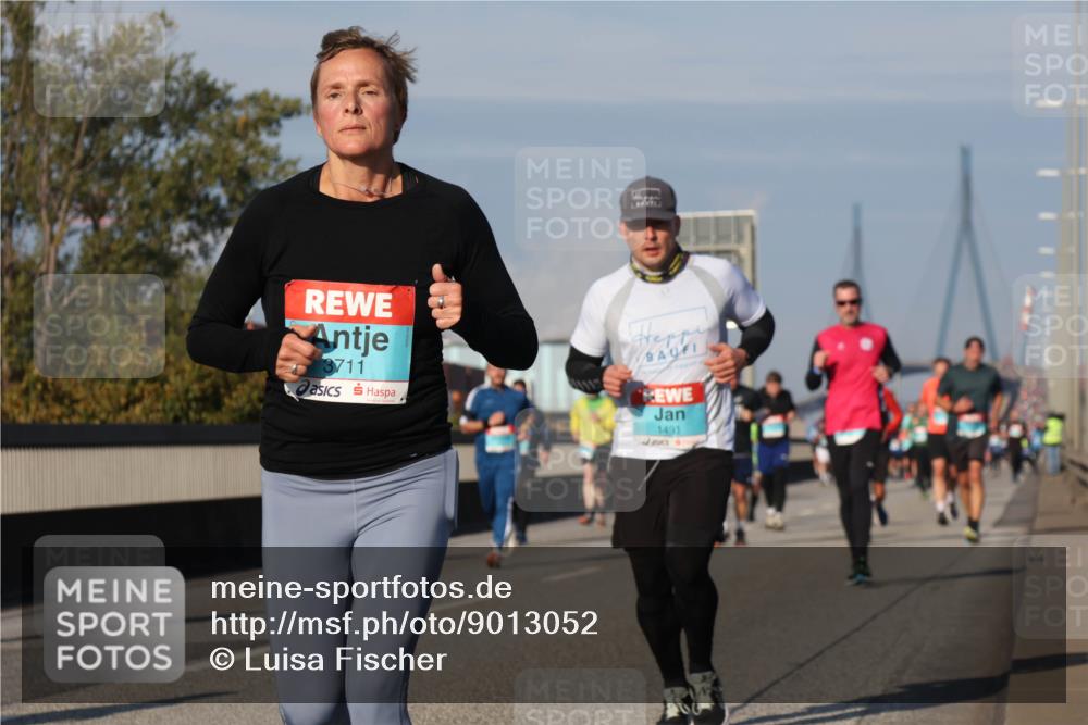 03.10.2025 - Köhlbrandbrückenlauf Luisa Fischer http://msf.ph/oto/9013052 03.10.2025 10:56:25 Position 3 3711, 1491 meine-sportfotos.de