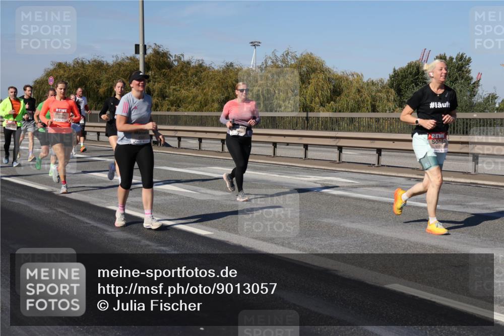 03.10.2025 - Köhlbrandbrückenlauf Julia Fischer http://msf.ph/oto/9013057 03.10.2025 13:05:04 Position 3 6300 meine-sportfotos.de
