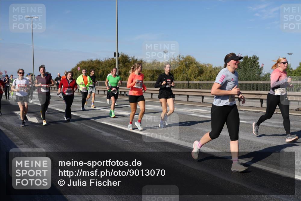 03.10.2025 - Köhlbrandbrückenlauf Julia Fischer http://msf.ph/oto/9013070 03.10.2025 13:05:05 Position 3  meine-sportfotos.de
