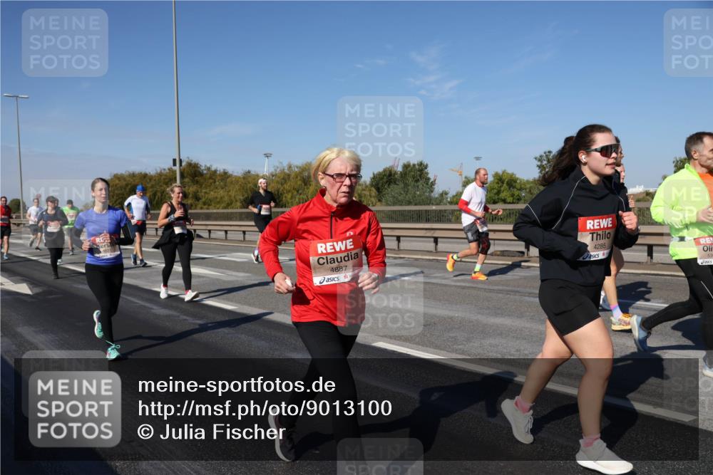 03.10.2025 - Köhlbrandbrückenlauf Julia Fischer http://msf.ph/oto/9013100 03.10.2025 13:05:10 Position 3 4887, 4285 meine-sportfotos.de