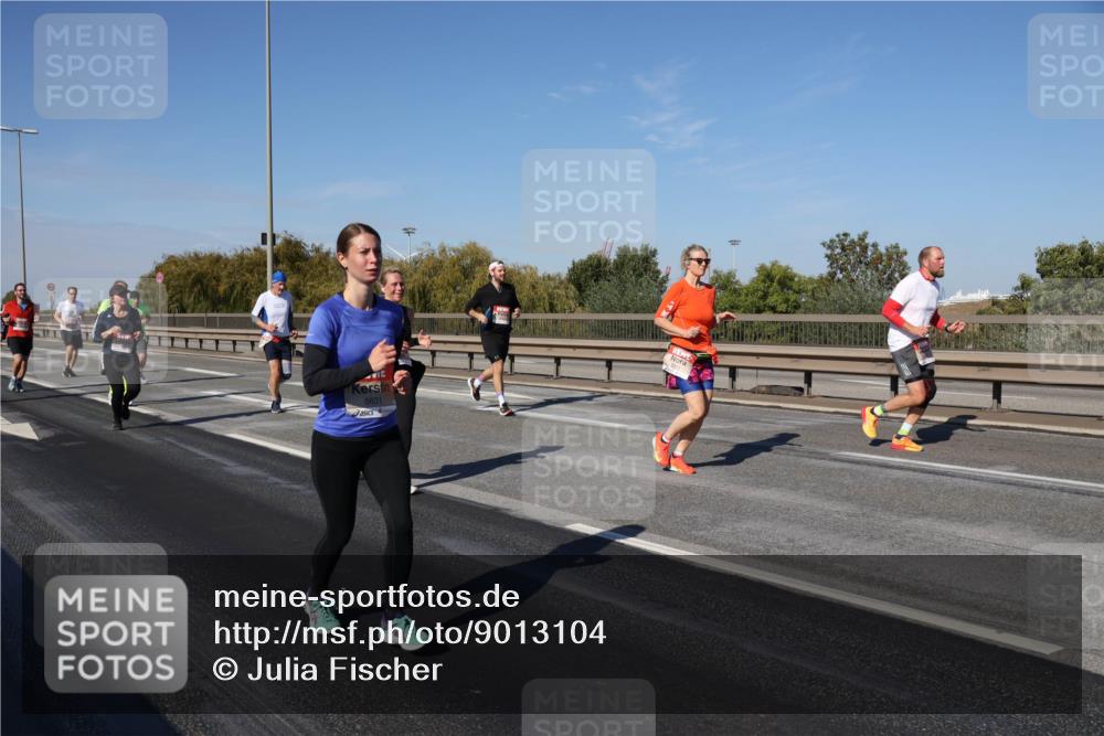 03.10.2025 - Köhlbrandbrückenlauf Julia Fischer http://msf.ph/oto/9013104 03.10.2025 13:05:11 Position 3  meine-sportfotos.de