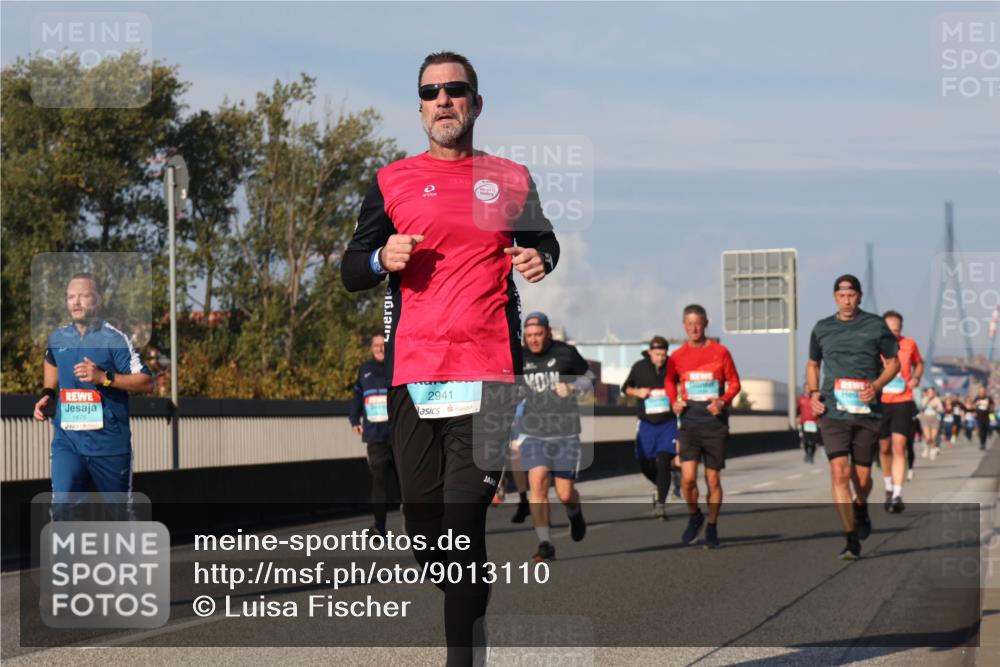 03.10.2025 - Köhlbrandbrückenlauf Luisa Fischer http://msf.ph/oto/9013110 03.10.2025 10:56:31 Position 3 1675, 2941 meine-sportfotos.de