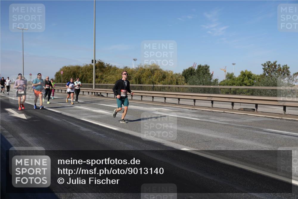 03.10.2025 - Köhlbrandbrückenlauf Julia Fischer http://msf.ph/oto/9013140 03.10.2025 13:05:19 Position 3  meine-sportfotos.de