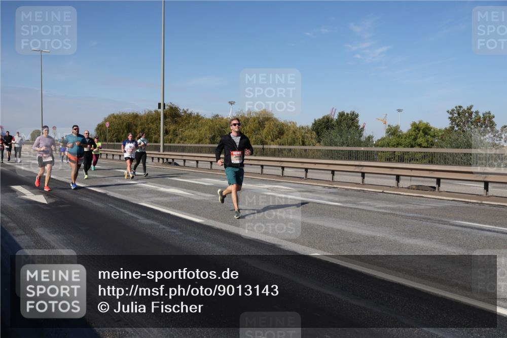 03.10.2025 - Köhlbrandbrückenlauf Julia Fischer http://msf.ph/oto/9013143 03.10.2025 13:05:19 Position 3  meine-sportfotos.de